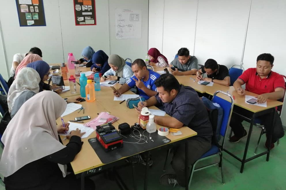 sigtech_opto2019_b4_1