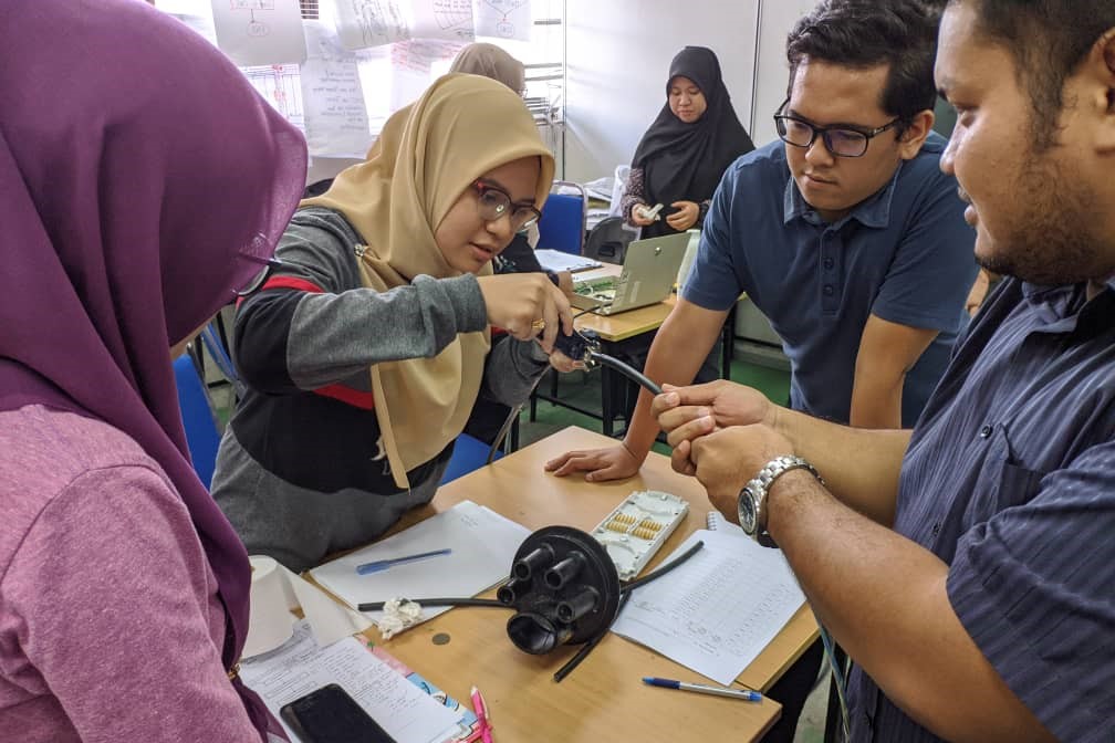 sigtech_opto2019_b4_6