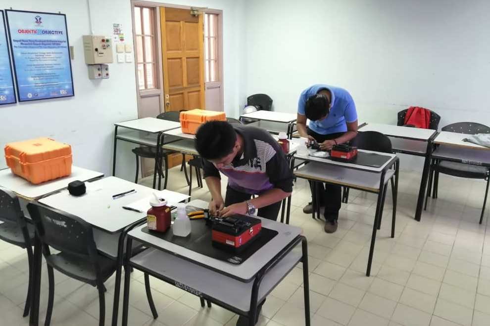 sigtech_tsep_2019_B2_2 (1)