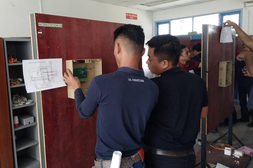 sigtech_tsep_2019_B2_4